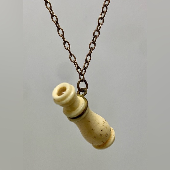 19th Century Antique Hand Crafted Organic Stanhope Monocular Lord’s Prayer Charm - Picture 1 of 14